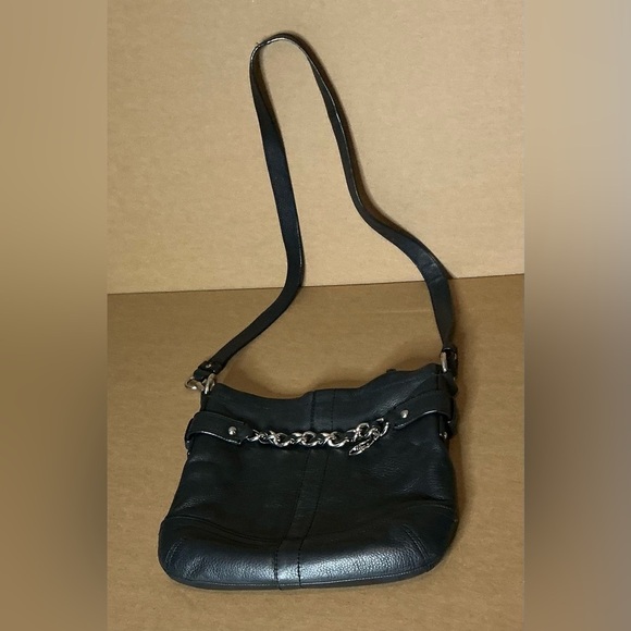 Y2K vintage Coach Black Leather Crossbody with Silver Chain - Picture 3 of 9